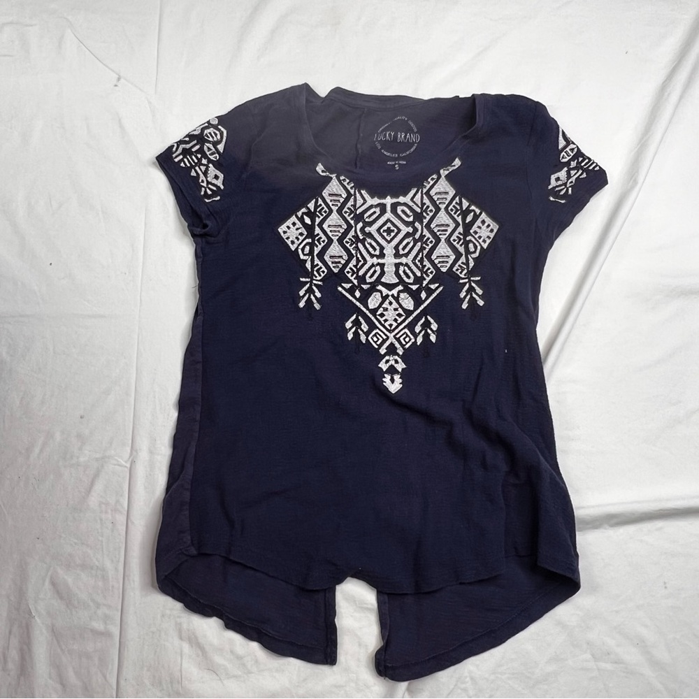 Lucky Brand Blue Embroidered Cotton knit Women's Size Small T-shirt L020123